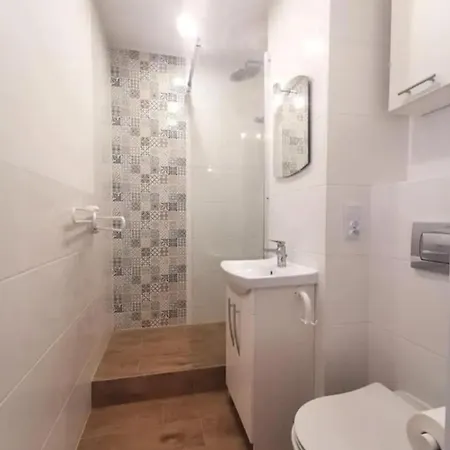 Daire Apartament Sadyba *